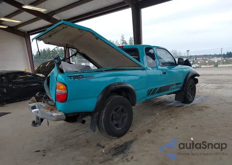 2002 Toyota Tacoma Prerunner V6 z USA, uszkodzony, nr VIN 5TESN92N72Z111560